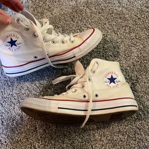 White Converse! Size 7